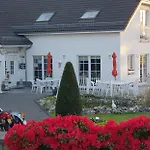 Hotel Charme - Lindenhof 3*