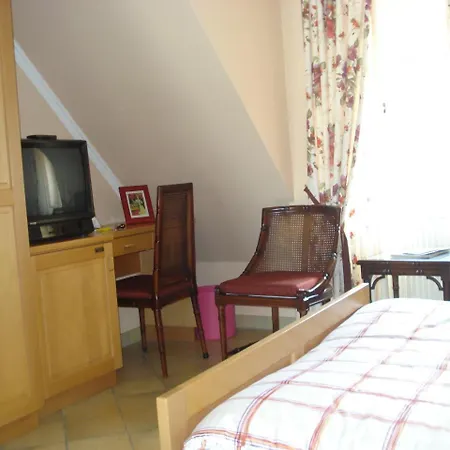 Charme - Lindenhof Отель 3*