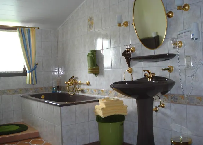 Hotel Charme - Lindenhof 3*